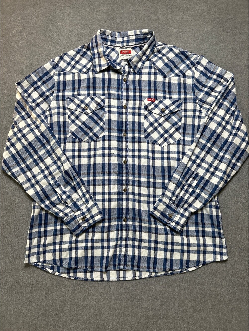Wrangler Mens XL Blue White Plaid Button Up Long Sleeve Shirt Cotton Blend